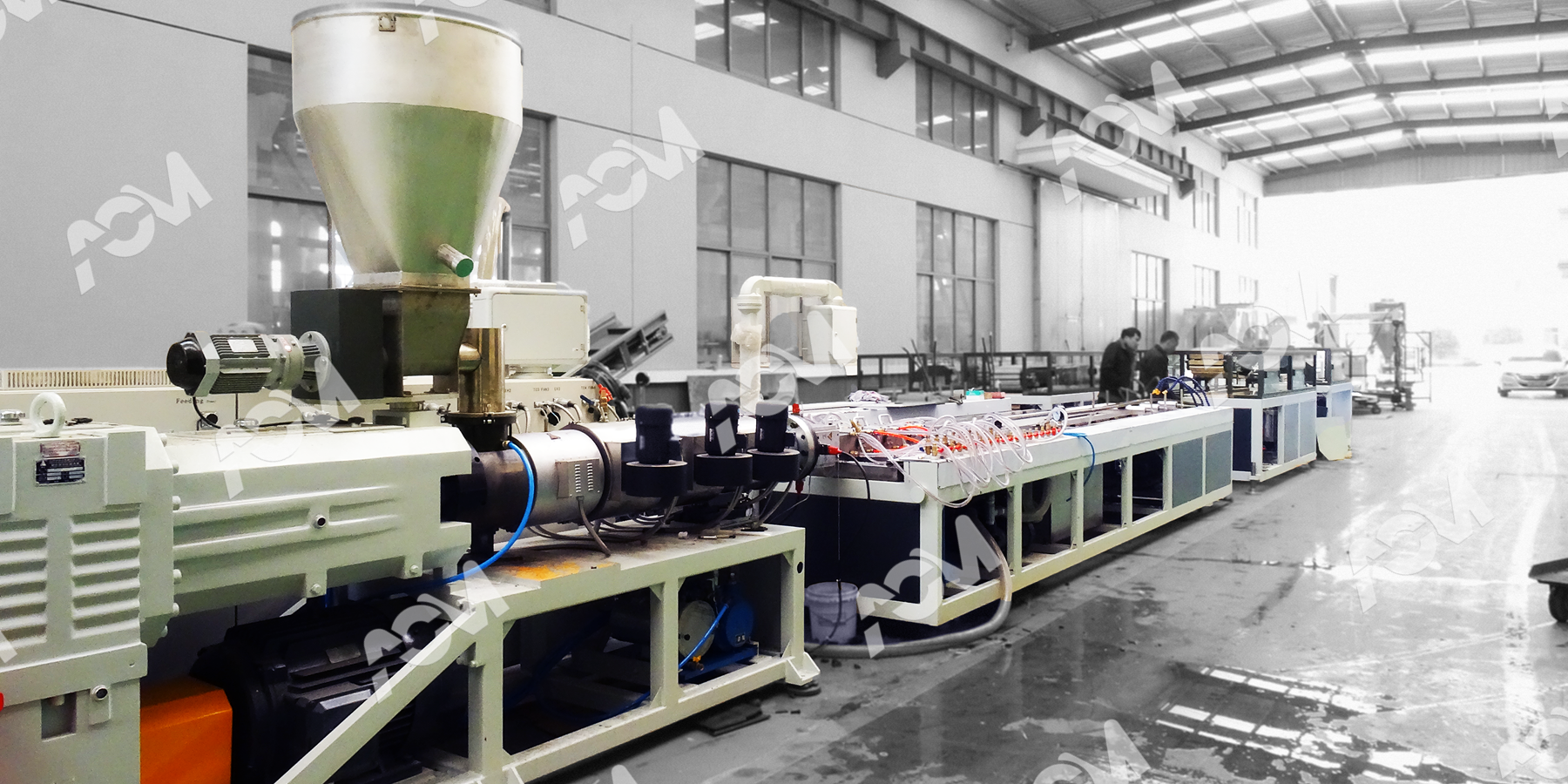 WPC EXTRUSION LINE