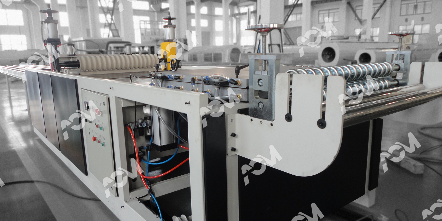 CALIBRATION MACHINE FOR PVC TILE